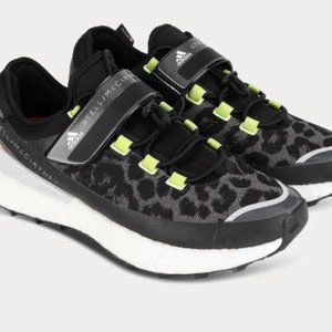 ADIDAS BY STELLA MCCARTNEY Outdoor Boost Sneakers - SIZE: 9 Medium